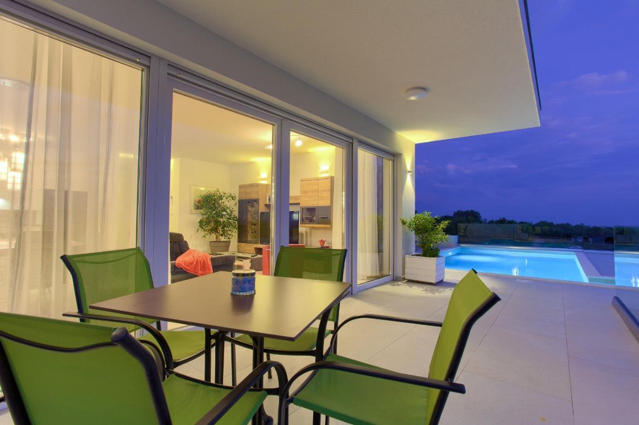 Villa Helines***** Linardići Exterior foto